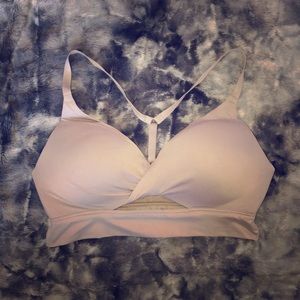 SOLD Victoria’s Secret no wire bra